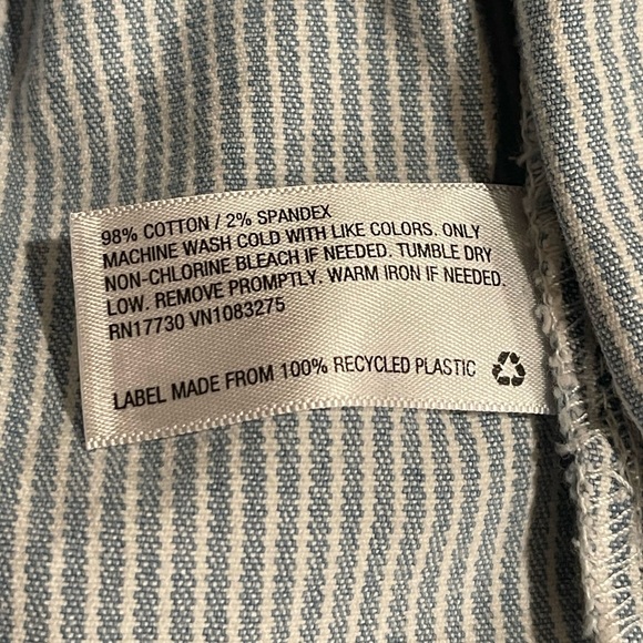 NWT Universal Thread Blue & White Striped Jean Jacket - Picture 4 of 7